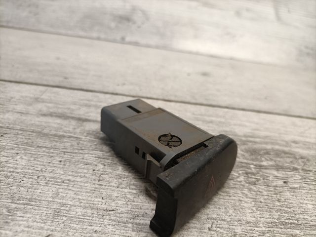 bontott DAEWOO LANOS Vészvillogó Kapcsoló