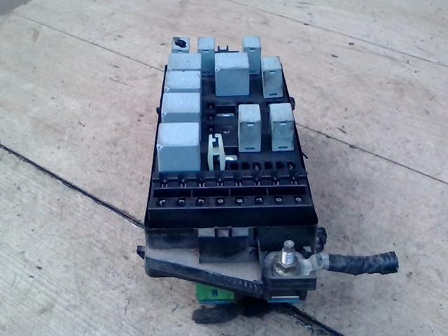 bontott DAEWOO LEGANZA Biztosítéktábla Motortér