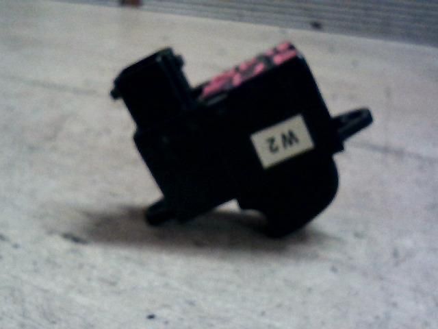 bontott DAEWOO LEGANZA Jobb első Ablakemelő Kapcsoló