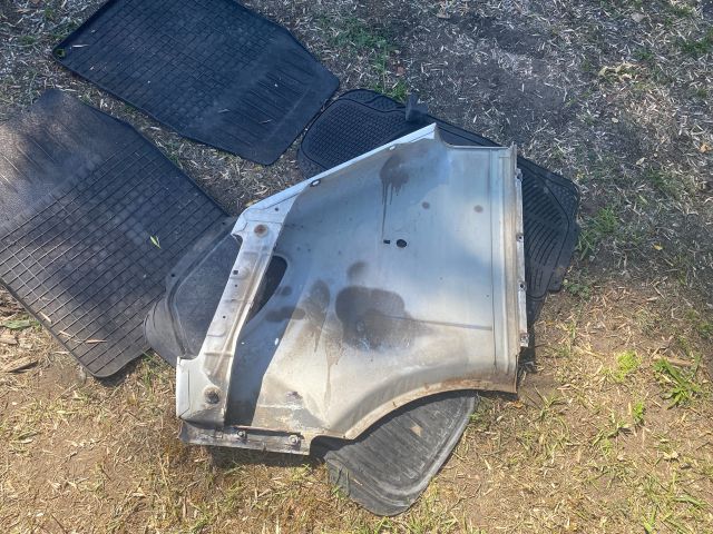 bontott DAEWOO LUBLIN Bal első Sárvédő