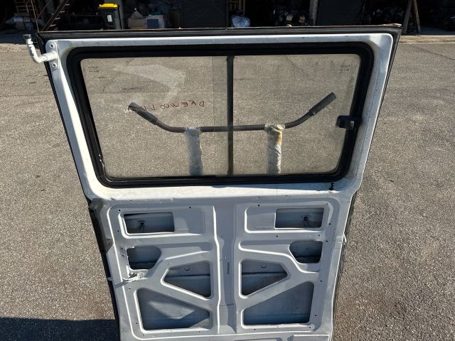 bontott DAEWOO LUBLIN Bal Tolóajtó (Részeivel)