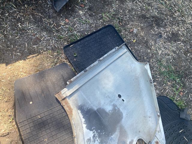 bontott DAEWOO LUBLIN Jobb első Sárvédő