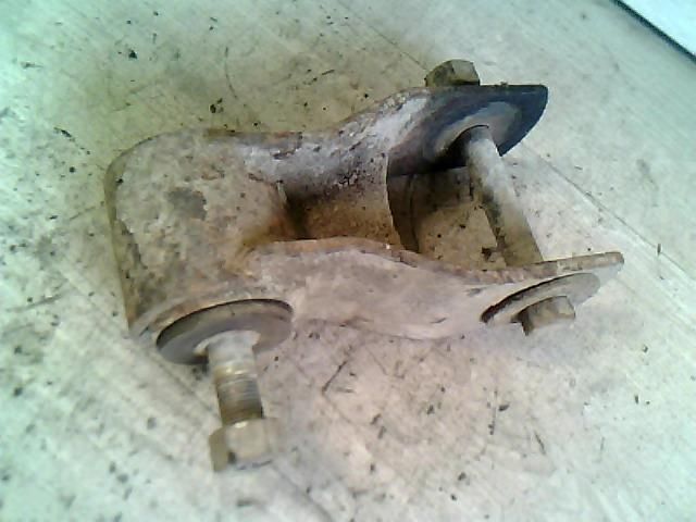 bontott DAEWOO LUBLIN Tartó Bak