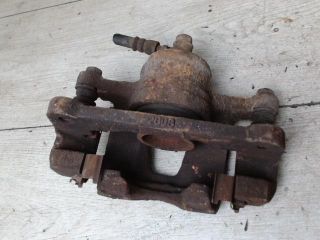 bontott DAEWOO MATIZ Bal első Féknyereg Munkahengerrel