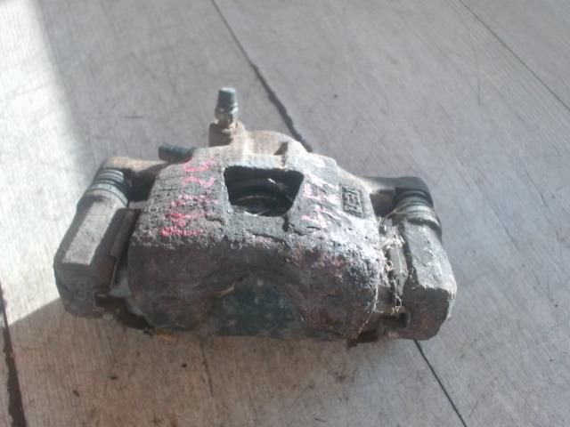 bontott DAEWOO MATIZ Jobb első Féknyereg Munkahengerrel