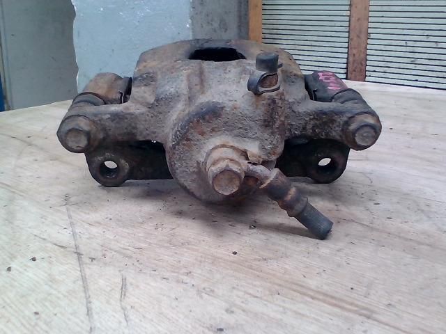 bontott DAEWOO MATIZ Jobb első Féknyereg Munkahengerrel