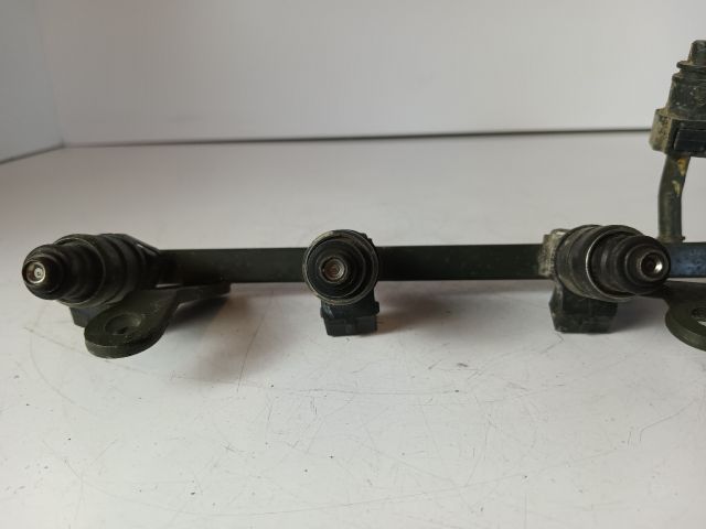 bontott DAEWOO MATIZ Porlasztó Sor / Híd