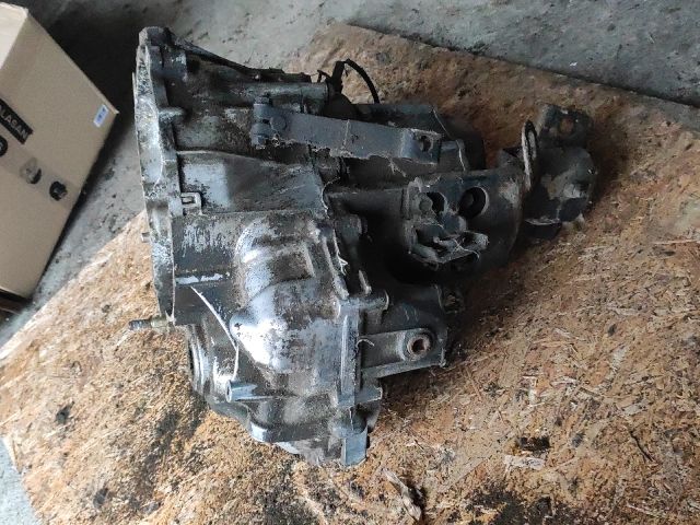 bontott DAEWOO MATIZ Váltó (Mechanikus)