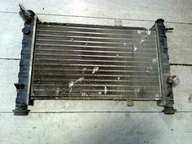 bontott DAEWOO MATIZ Vízhűtő Radiátor (Nem klímás)