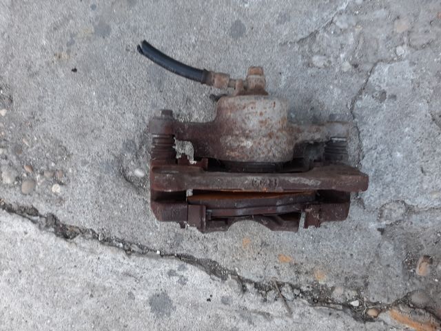 bontott DAEWOO MATIZ Bal első Féknyereg Munkahengerrel