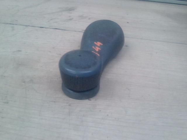 bontott DAEWOO MATIZ Ablaktekerő Kar (Pozíciófüggetlen)