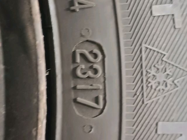 bontott DAEWOO MATIZ Acélfelni Szett Gumival