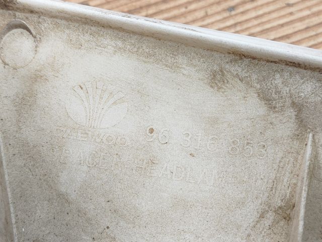 bontott DAEWOO MATIZ Bal Fényszóró Bajusz Díszléc