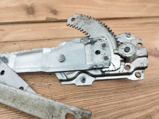 bontott DAEWOO MATIZ Bal hátsó Ablakemelő Szerkezet (Mechanikus)