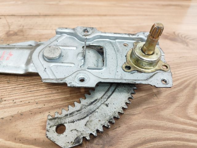 bontott DAEWOO MATIZ Bal hátsó Ablakemelő Szerkezet (Mechanikus)