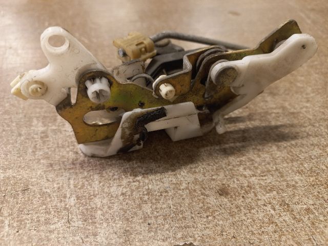 bontott DAEWOO MATIZ Bal hátsó Ajtózár