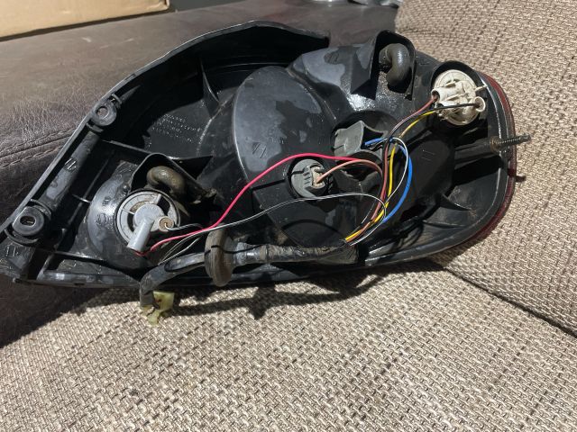 bontott DAEWOO MATIZ Bal Hátsó Lámpa