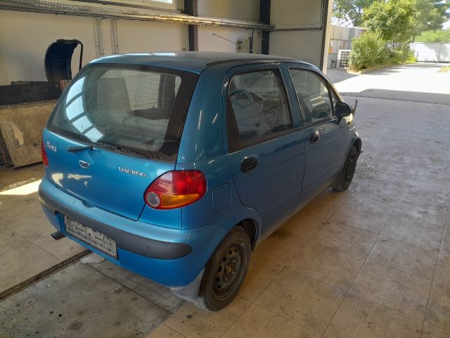 bontott DAEWOO MATIZ Bal hátsó Sárvédő Gumi