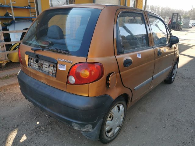 bontott DAEWOO MATIZ Bal hátsó Sárvédő Gumi