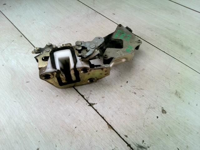 bontott DAEWOO MATIZ Bal hátsó Zárbetét