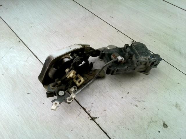 bontott DAEWOO MATIZ Bal hátsó Zárbetét