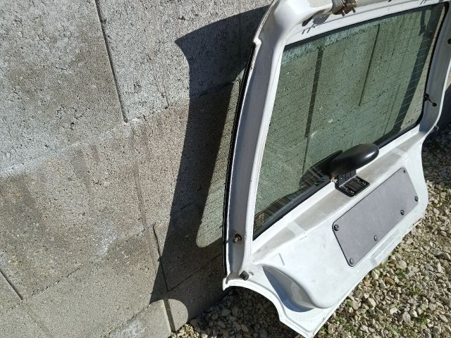 bontott DAEWOO MATIZ Csomagtérajtó (Részeivel)