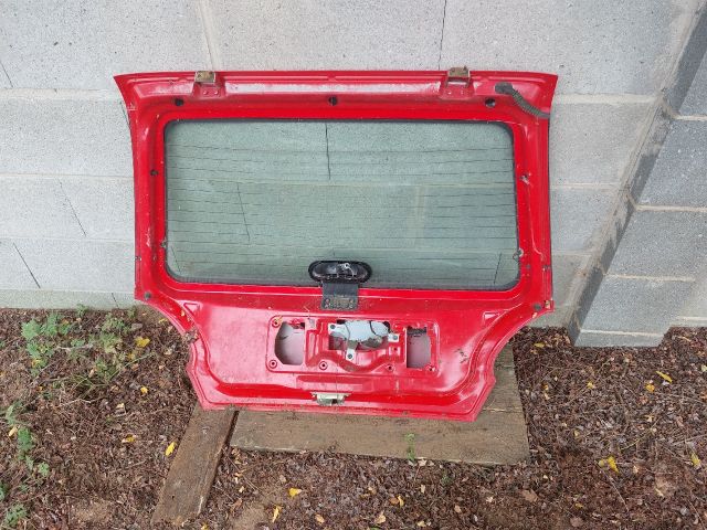 bontott DAEWOO MATIZ Csomagtérajtó (Részeivel)