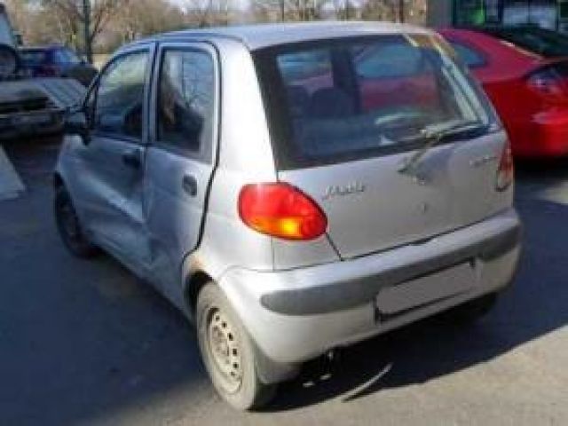 bontott DAEWOO MATIZ Csomagtérajtó Ütköző