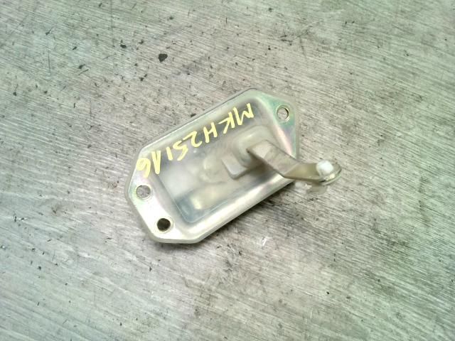 bontott DAEWOO MATIZ Csomagtérajtó Zárszerkezet