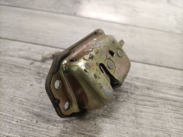 bontott DAEWOO MATIZ Csomagtérajtó Zárszerkezet