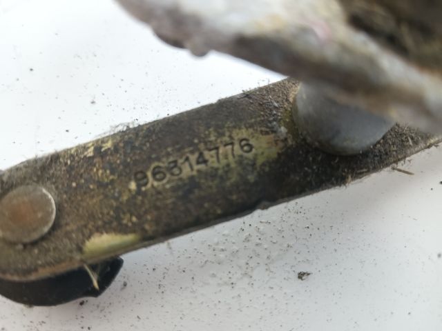 bontott DAEWOO MATIZ Első Ablaktörlő Szerkezet Motorral