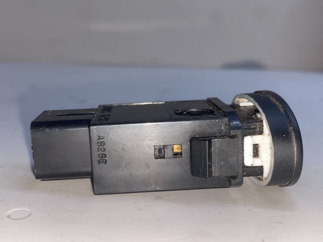 bontott DAEWOO MATIZ Hátsó Ködzárófény Kapcsoló