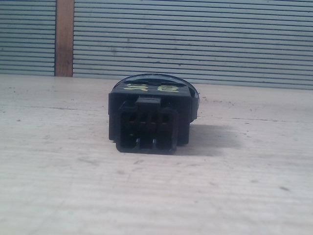 bontott DAEWOO MATIZ Hátsó Ködzárófény Kapcsoló