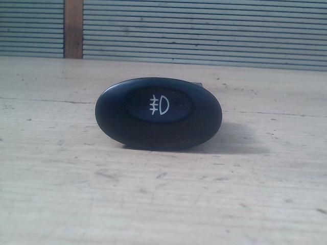 bontott DAEWOO MATIZ Hátsó Ködzárófény Kapcsoló