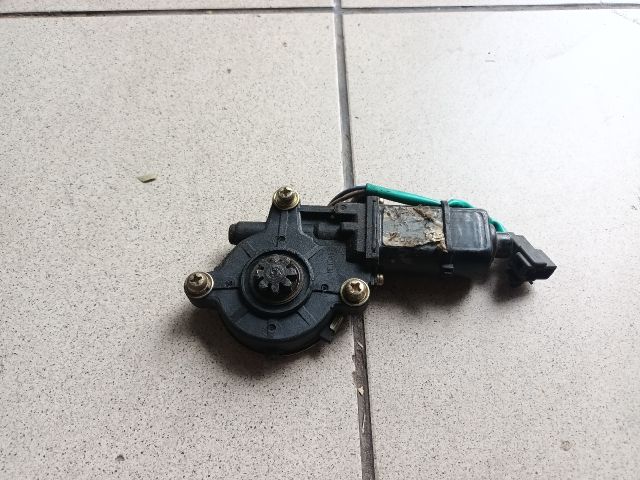 bontott DAEWOO MATIZ Jobb első Ablakemelő Motor
