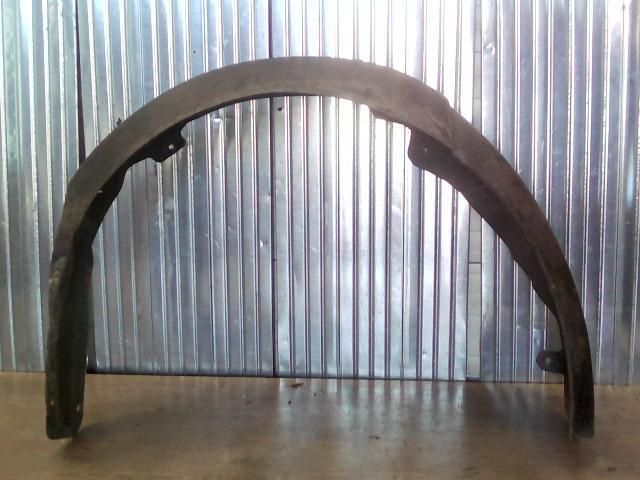 bontott DAEWOO MATIZ Jobb első Dobbetét (Kerékjárati, Műanyag)