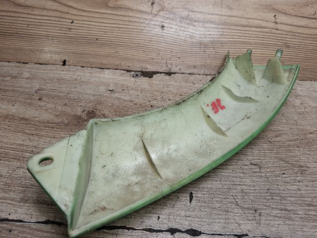 bontott DAEWOO MATIZ Jobb Fényszóró Bajusz Díszléc