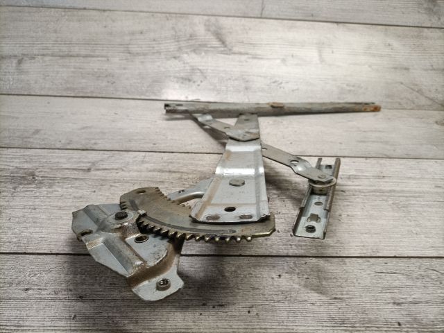 bontott DAEWOO MATIZ Jobb hátsó Ablakemelő Szerkezet (Mechanikus)