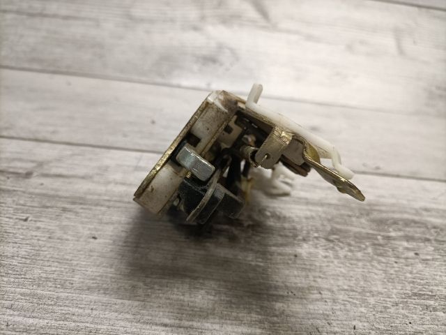 bontott DAEWOO MATIZ Jobb hátsó Ajtózár