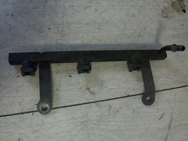 bontott DAEWOO MATIZ Porlasztó Sor / Híd