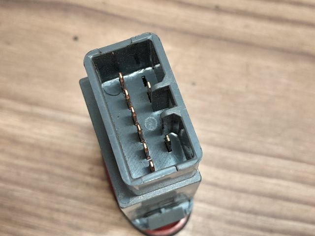 bontott DAEWOO MATIZ Vészvillogó Kapcsoló