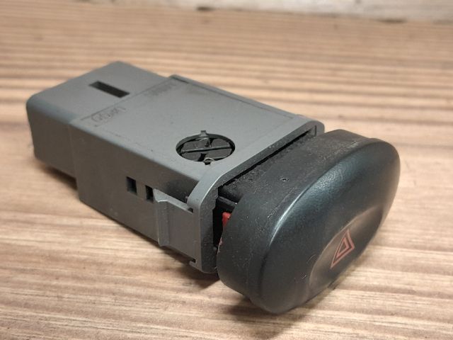 bontott DAEWOO MATIZ Vészvillogó Kapcsoló