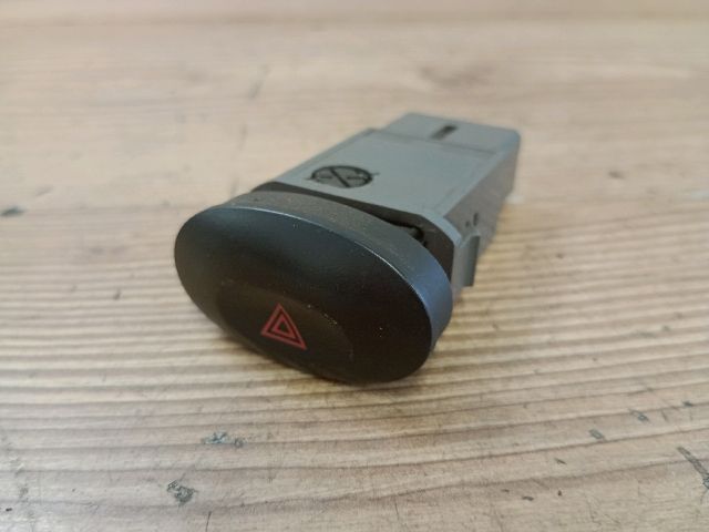 bontott DAEWOO MATIZ Vészvillogó Kapcsoló