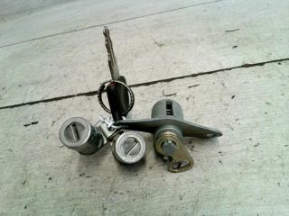 bontott DAEWOO MATIZ Zárbetét Szett