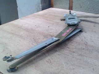 bontott DAEWOO NEXIA Bal első Ablakemelő Szerkezet (Mechanikus)