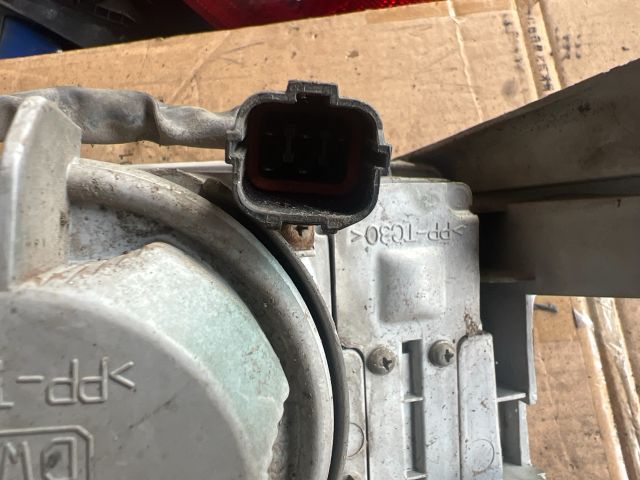 bontott DAEWOO NEXIA Bal Fényszóró