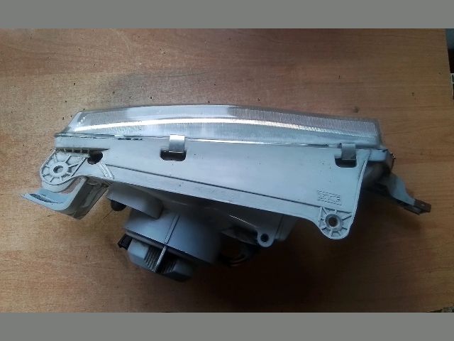 bontott DAEWOO NEXIA Bal Fényszóró