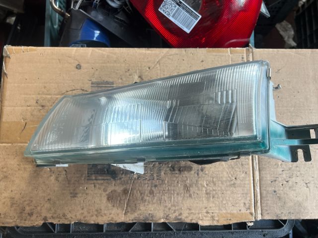 bontott DAEWOO NEXIA Bal Fényszóró