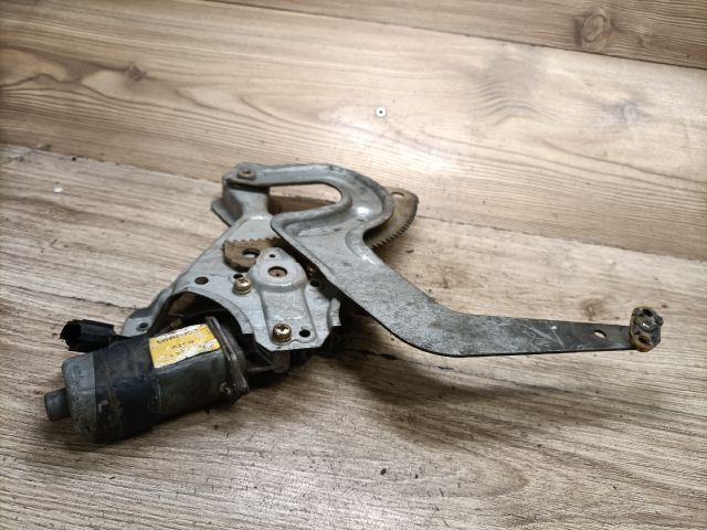 bontott DAEWOO NEXIA Bal hátsó Ablakemelő Szerkezet (Elektromos)