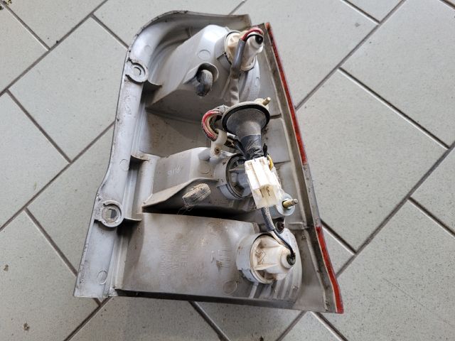 bontott DAEWOO NEXIA Bal Hátsó Lámpa Foglalat